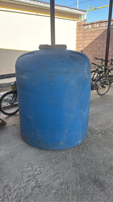 Продам бочки 1 куб