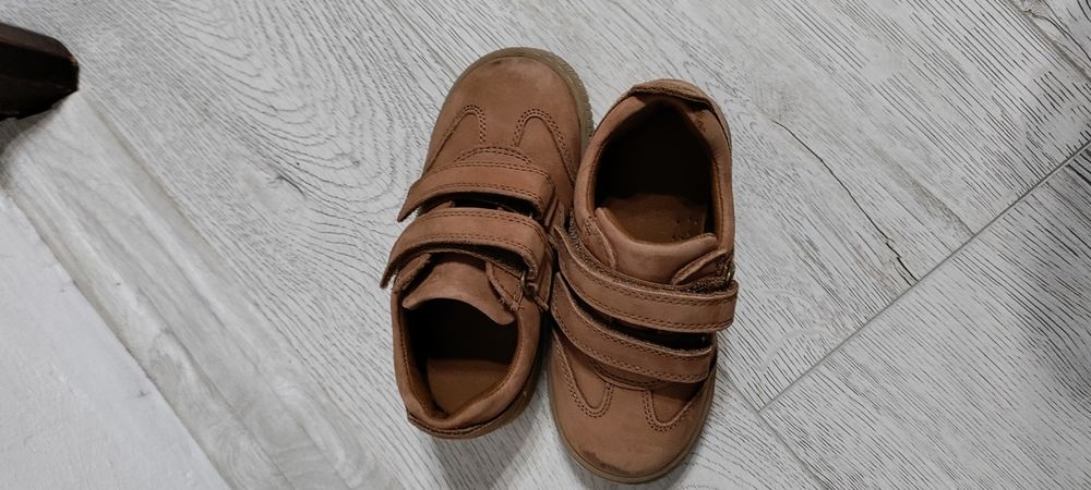 Pantofi sport băieți adidasi piele măsura 24