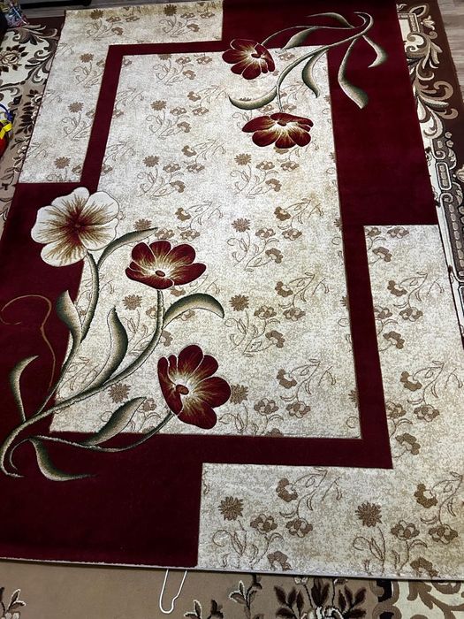 Продам ковёр 2×3