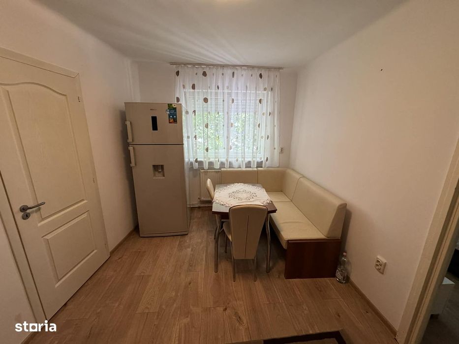 Chirie apartament 2 camere , etaj 1 , zona Centrala