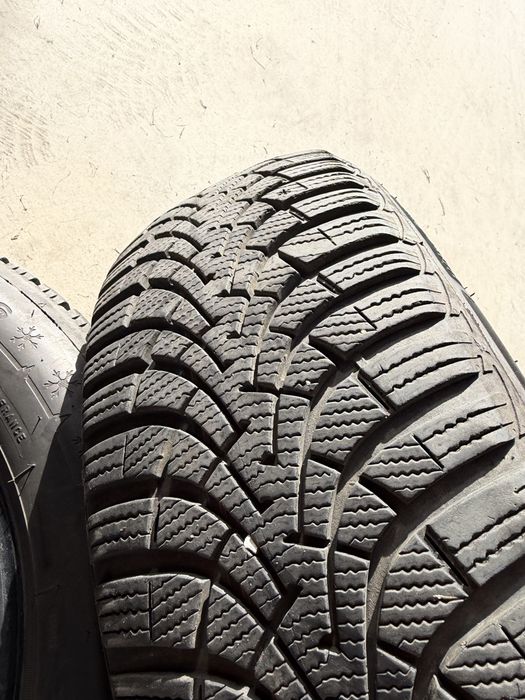 Anvelope iarna 205/60 R16