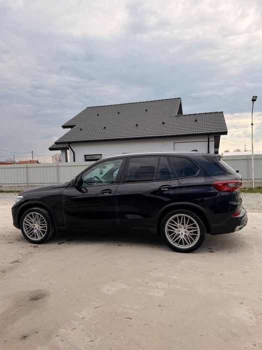 BMW X5 2020 — imagine 4