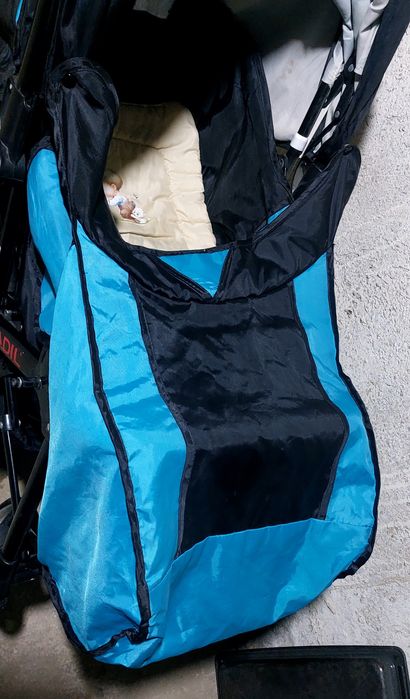 Детская каляска состояния отлычной.