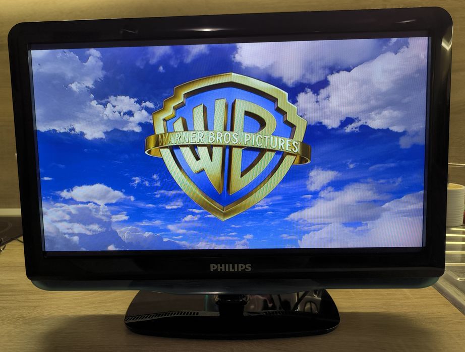 Телевизор PHILIPS 19" LED