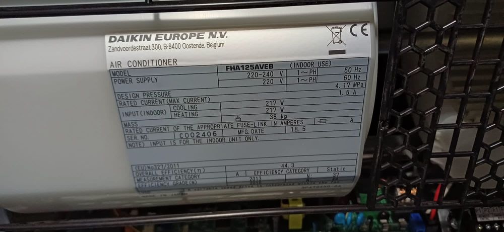 Aer conditionat Daikin de tavan Sky Air Alpha  Unitate Interioară