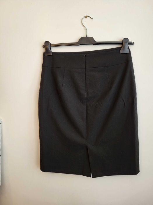 Дамска официална пола Dika