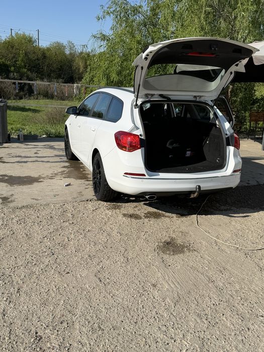 Vand Opel Astra J
