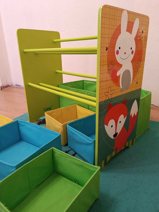 Детско обзавеждане - легло + матрак, маса и шкаф за играчки, U-grow