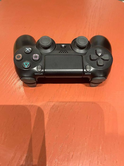 PlayStation 4 Pro 1TB + 2 DualShock | Идеальное состояние