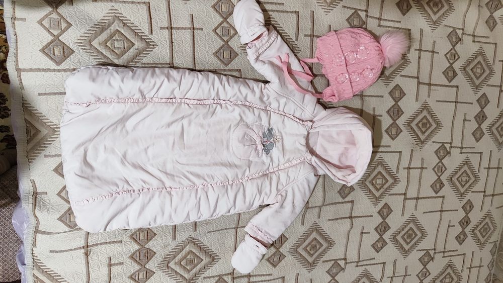 Продам комбинезон конверт