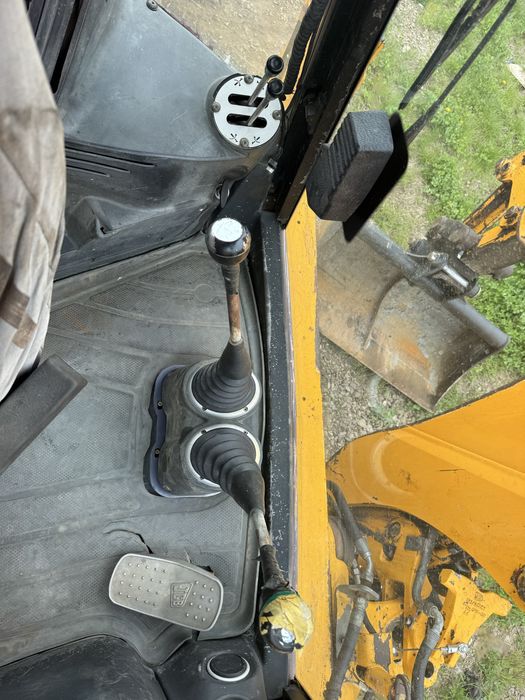 Piese Buldoexcavator Jcb 4 cx 4x4
