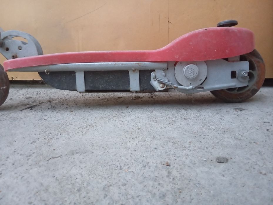 Электросамокат продам не дорого