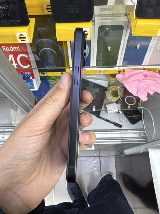 Сатылымда айфон 15