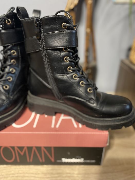 Дамски боти кубинки с цип Tendenz