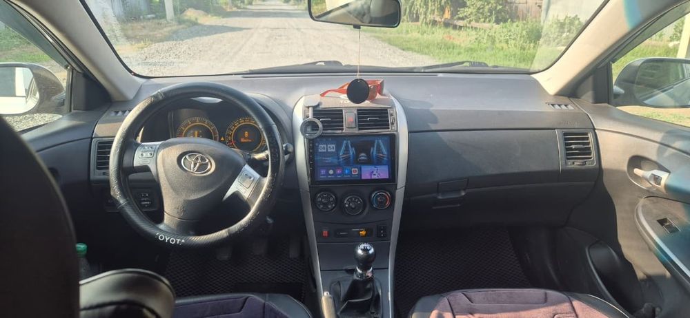 Продам машину Toyota corolla
