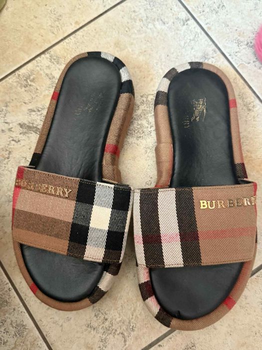 Обувки ,чехли,маратонки,сандали