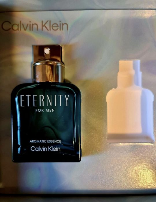 Parfum Calvin Klein Eternity Aromatic Essence parfum barbati cocos