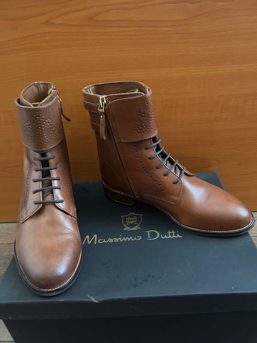 Дсмски боти Massimo Dutti