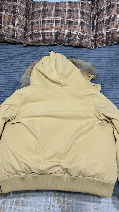 Куртка зимняя с капюшоном