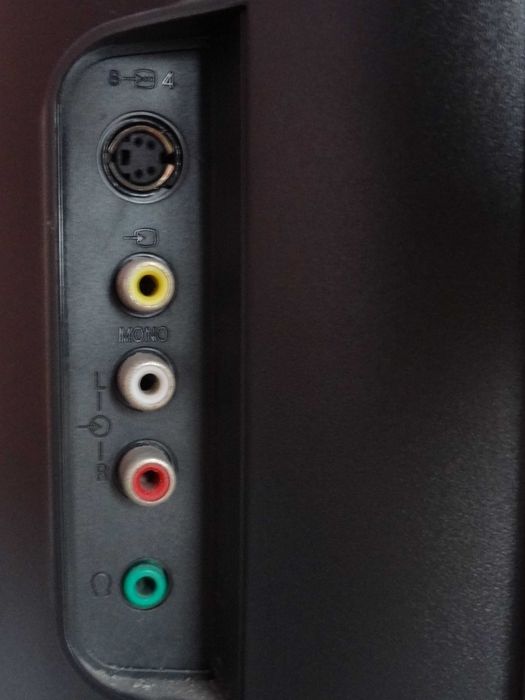 TV SONY LCD KDL-26U2000, cu telecomandă Thomson