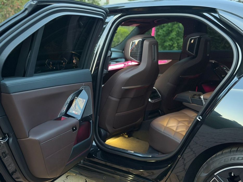 BMW Seria 7 2023 — imagine 5