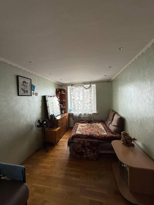 Продам 3 комнатную квартиру