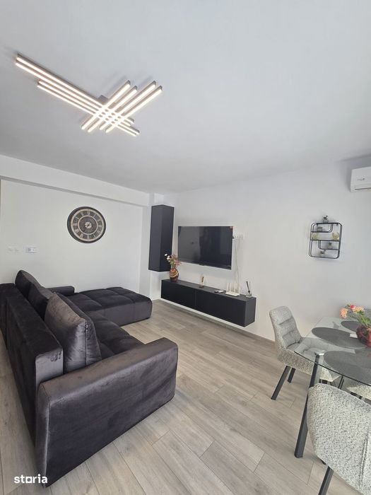Apartament 2 camere, Prima inchiriere | 7 minute aeroport | Parcare |
