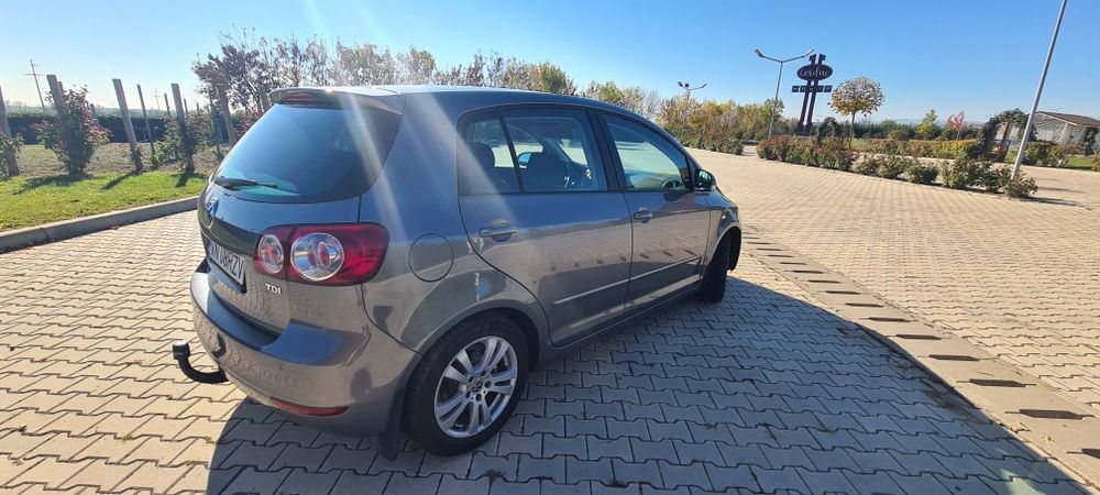 VOLKSWAGEN Golf 2010 — imagine 4