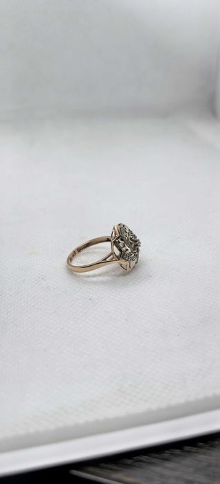 Кольцо красное золото