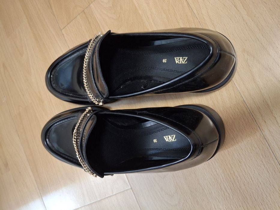 Черни луфъри зара