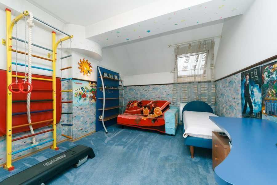 Дава се под наем Тристаен апартамент в София, Център - 90 кв.м за 612 € - Снимка #2