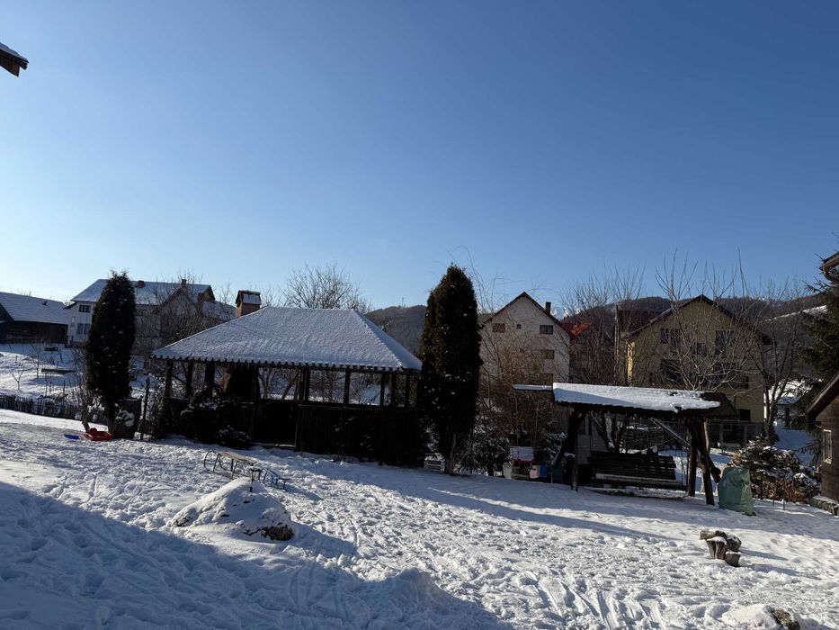 Cazare pensiune  in Moeciu la 3 km de Bran