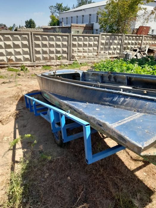 Продам лодку "Казанка"