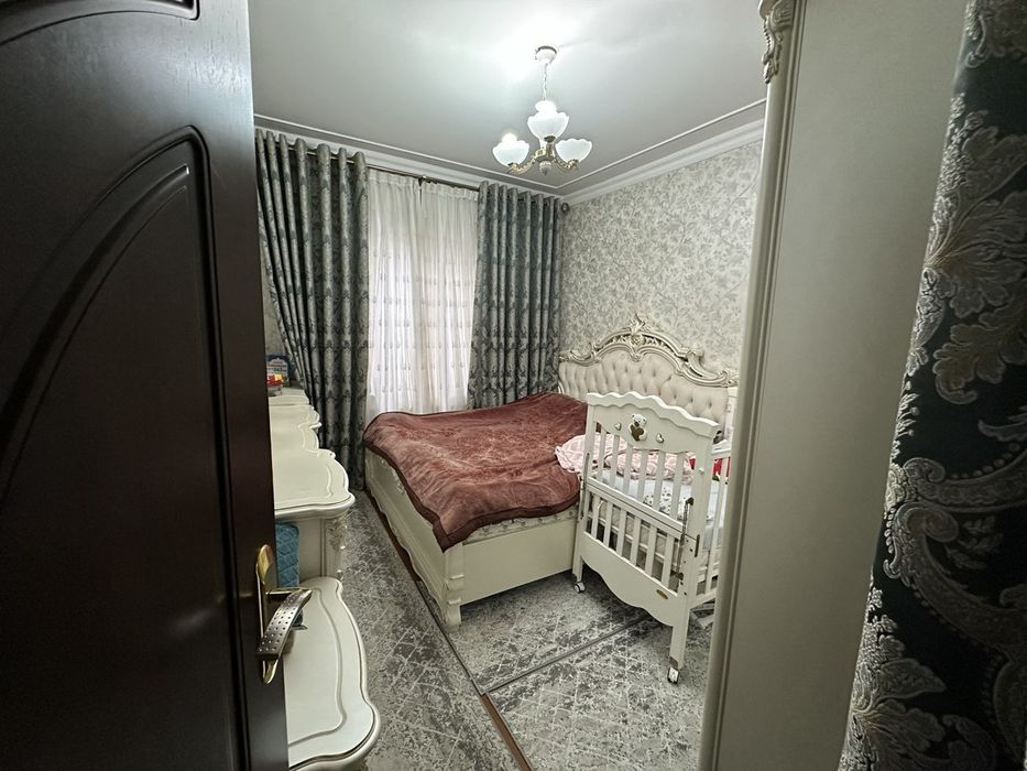 Продаётся 4/2/5 Юнусабад 14 квартал, Самара ресторан ориентир
