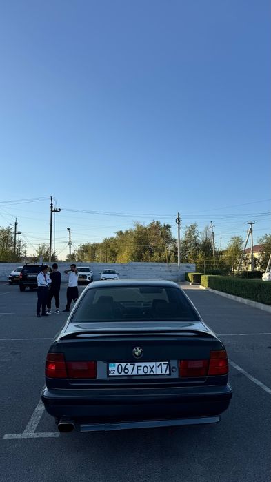 BMW E34 
Продам BMW E34