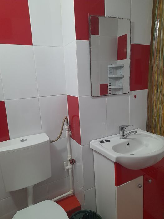 Apartament de închiriat 2 camere ,  Scoală gimnaziala Filiași. Etaj 1