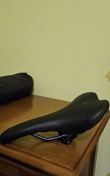 Saua bicicleta teren accidentat MTB Devron Riddle