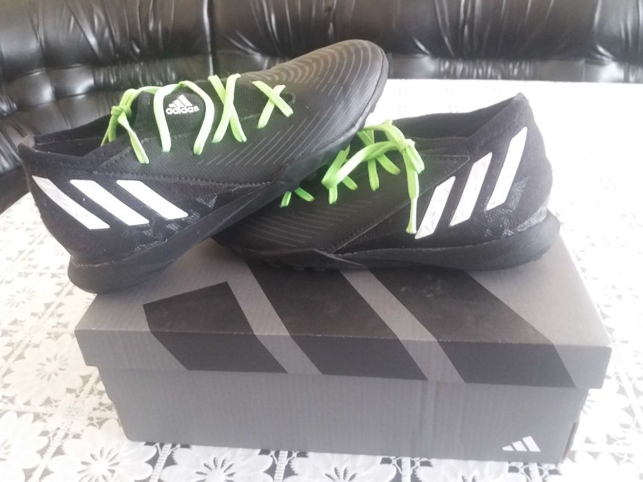 Маратонки Adidas