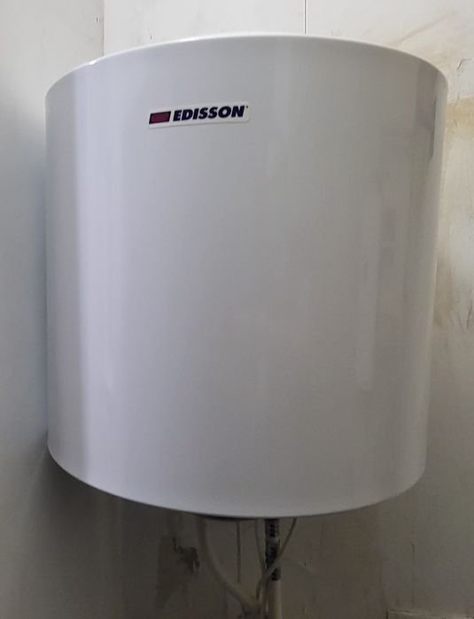 Продается водонагреватель на