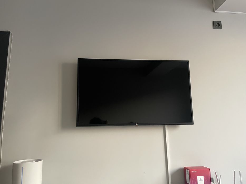 Плазменный телевизор LG