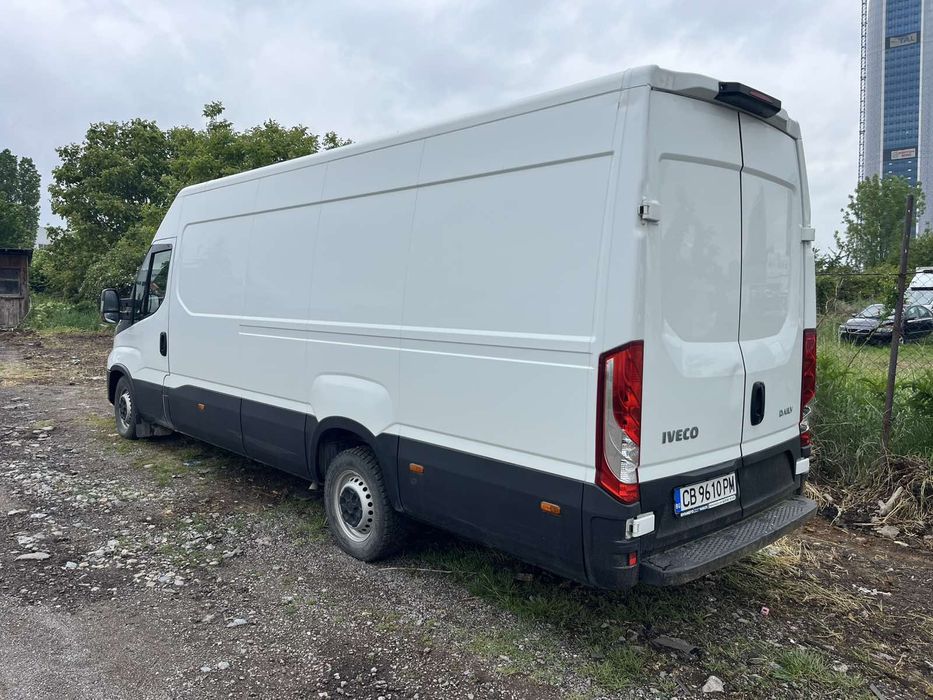 Товарен Бус под наем/Чужбина