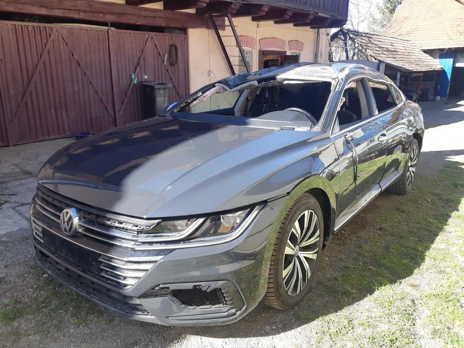 Vw Arteon avariat