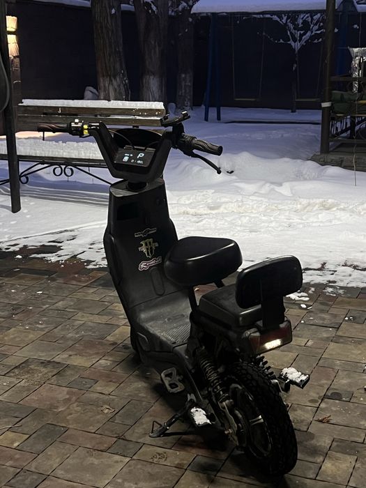 Электро скутер 72 км