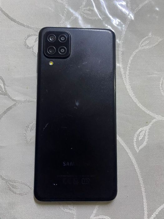 Продаю самсунг А12 за 17000тг