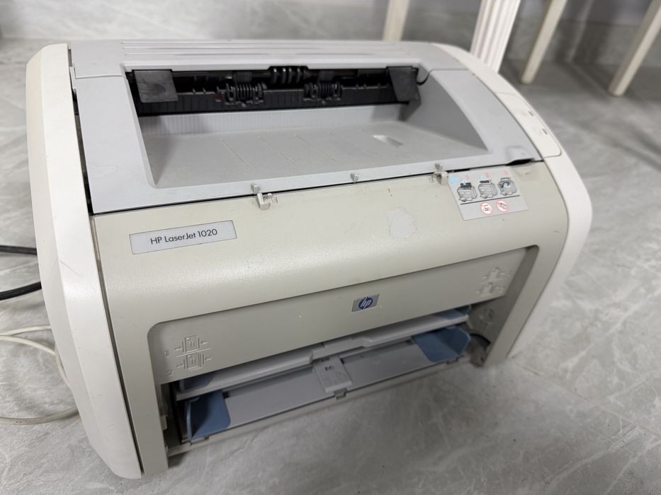 Продам принтер HP Laser Jet 1020