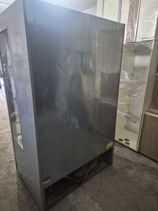 Холодильники для магазинов б/у
