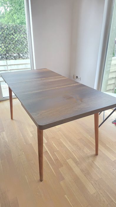 Masa extensibila cu 6 scaune
