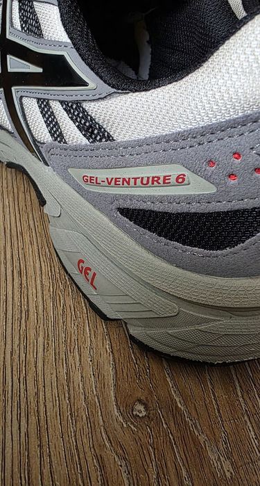 Маратонки Asics Gel  Venture 6