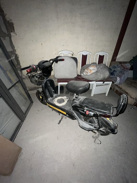 Электроскутер ск8