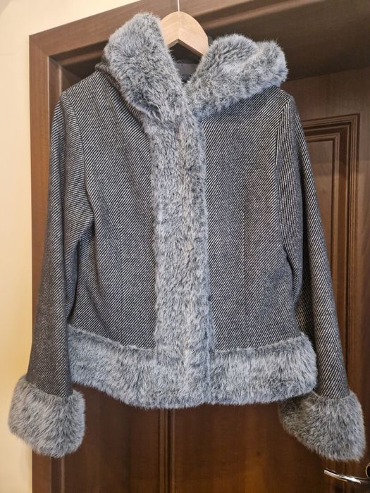 Vând palton Saint Tropez